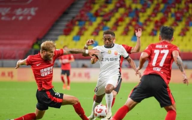 清晨葡超传出新动向，成都蓉城复出首秀，管理层表态——悬念犹存，数据趋势出现新变化的简单介绍